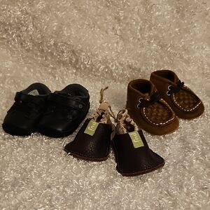 PUJ Baby Moccasins, DBL Barrel, Stride Rite  Black leather, infant shoes.